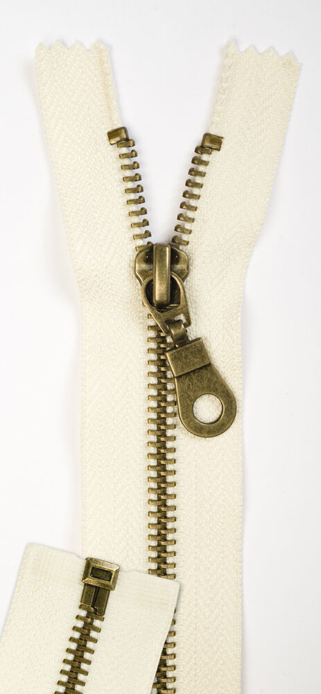 1-reißverschluss-metall-messingschiene-teilbar-30cm-creme-15