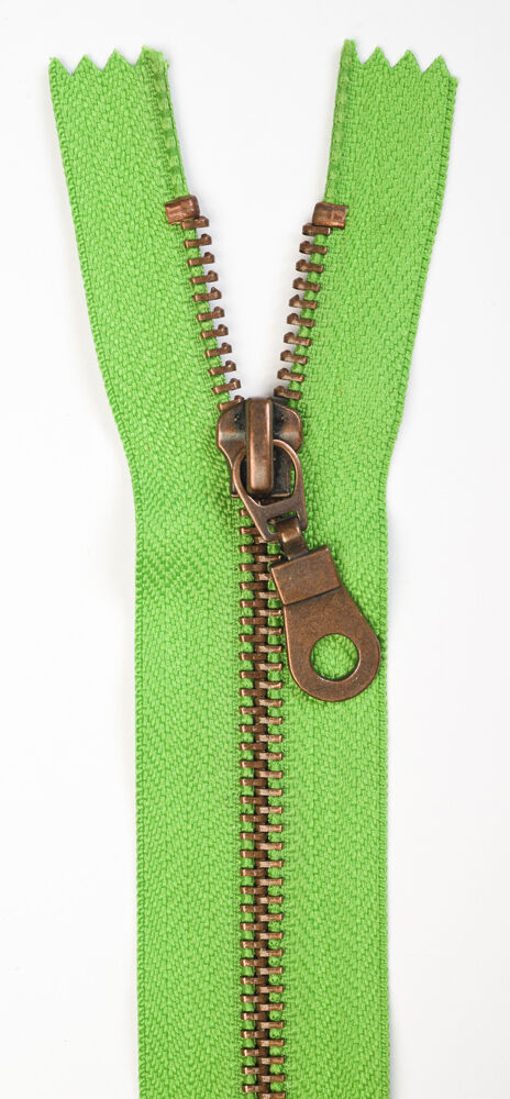 1-reißverschluss-metall-altmessingschiene-nicht-teilbar-18cm-frühlingsgrün-34