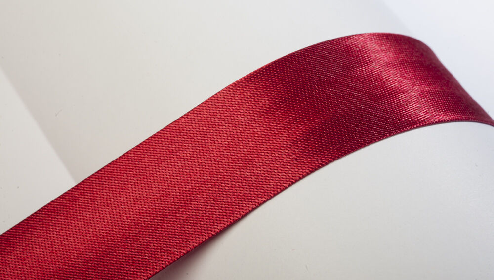 schrägband-10m-atlas-satin-25mm-gefalzt-karminrot-25