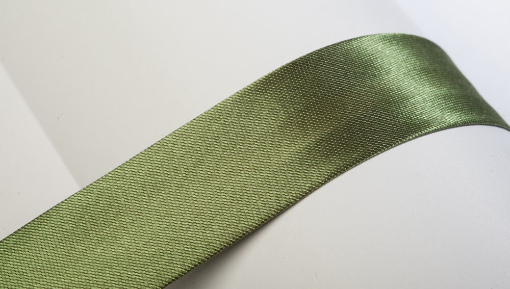 schrägband-10m-atlas-satin-19mm-gefalzt-oliv-16
