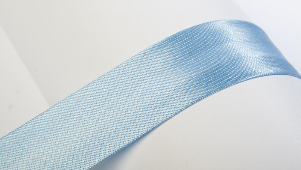 schrägband-10m-atlas-satin-19mm-gefalzt-hellblau-36
