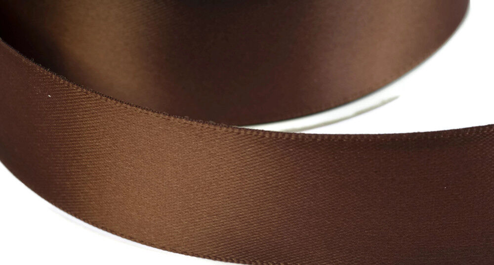 doppelsatinband-"double-face"-30-yard-rolle-6mm-breit-dunkelbraun-24