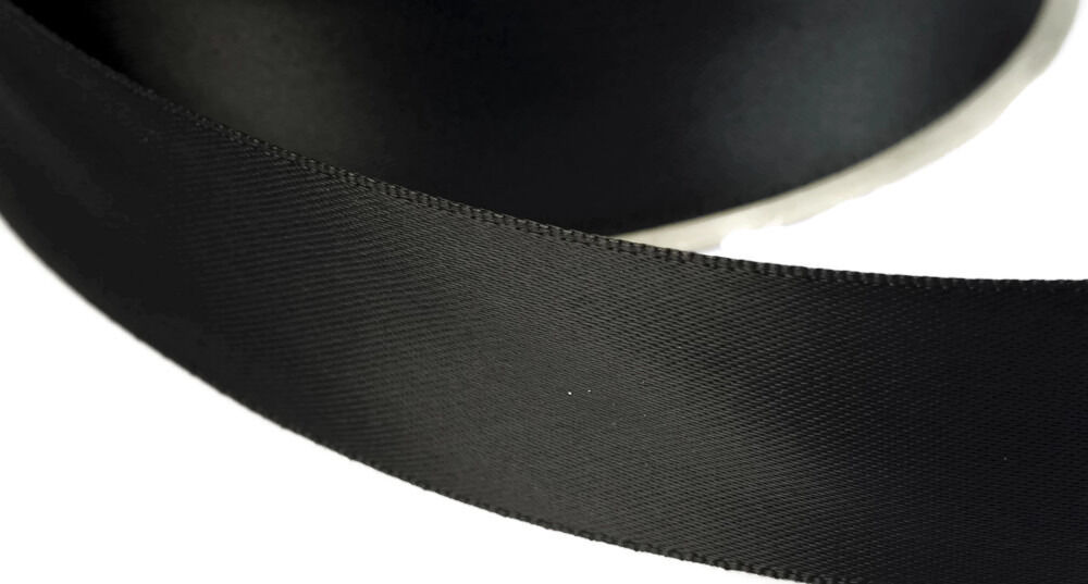 doppelsatinband-"double-face"-30-yard-rolle-6mm-breit-schwarz-30