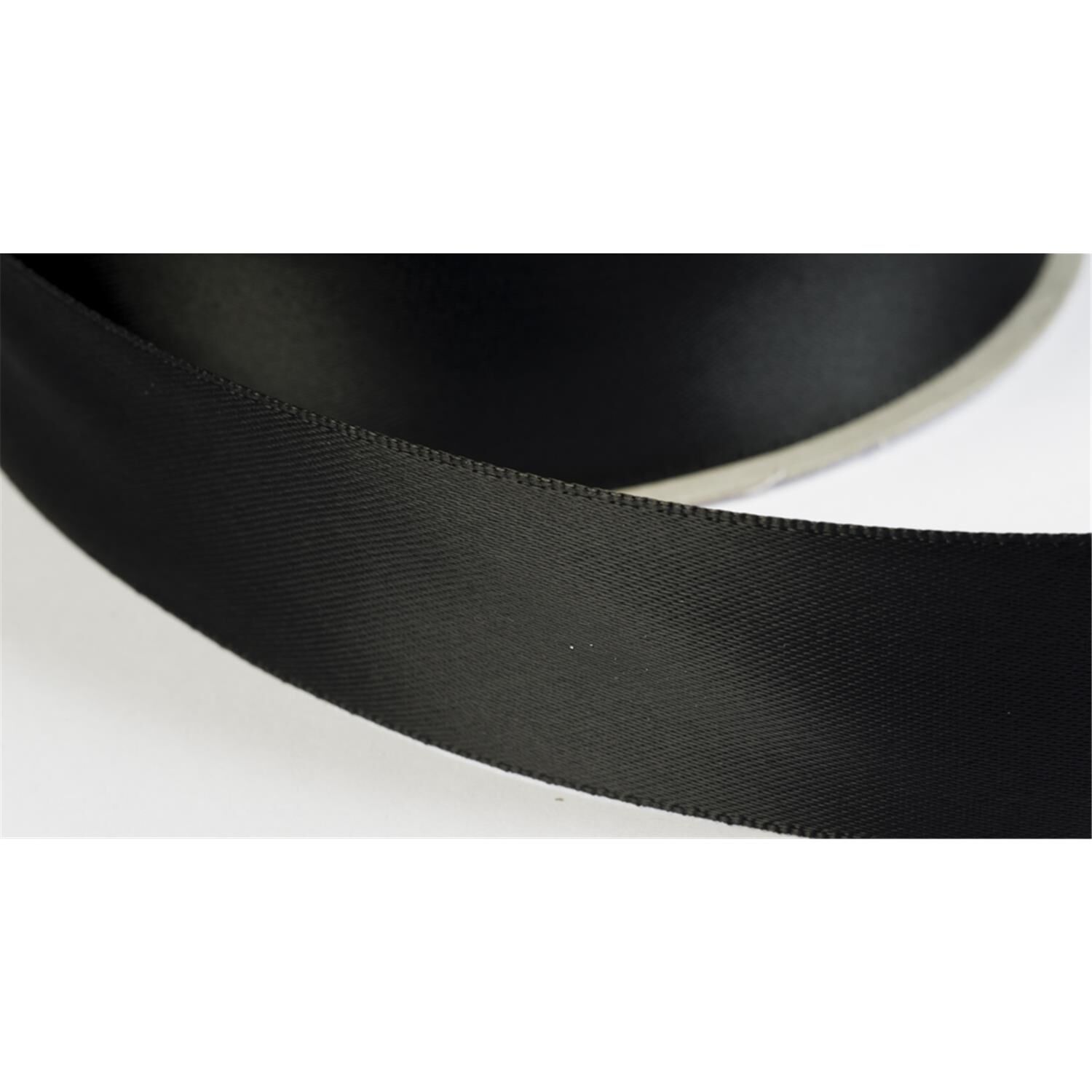 doppelsatinband-"double-face"-30-yard-rolle-38mm-breit-schwarz-30