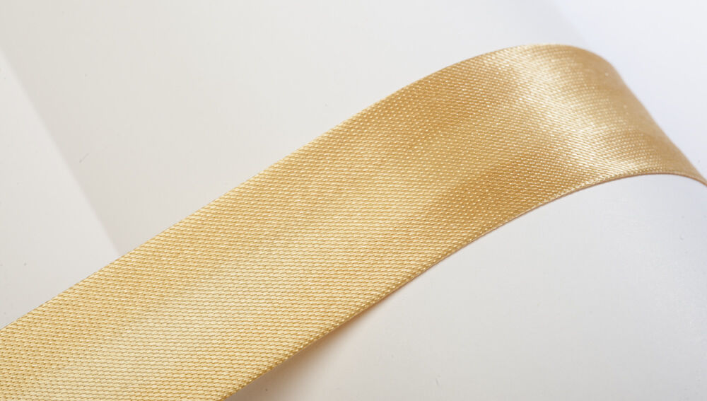 schrägband-10m-atlas-satin-19mm-gefalzt-goldbeige-04